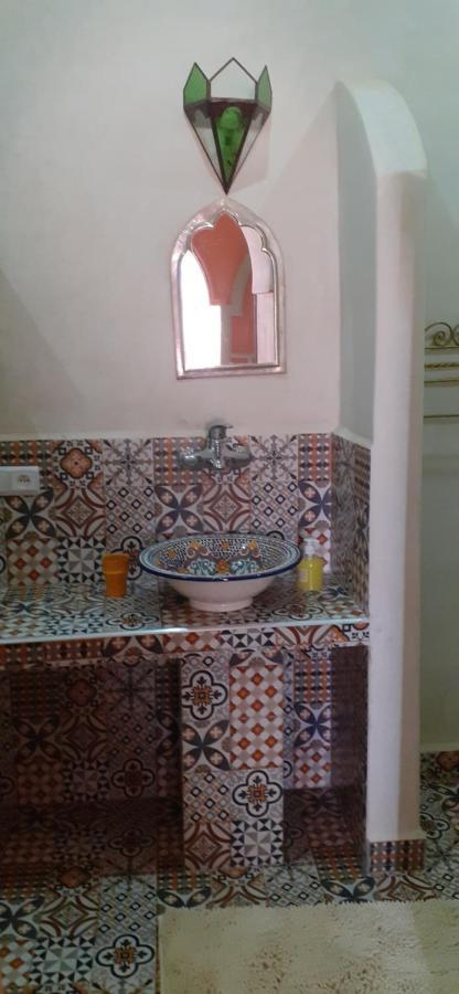 Riad Tania Mozaik Taroudant Bagian luar foto