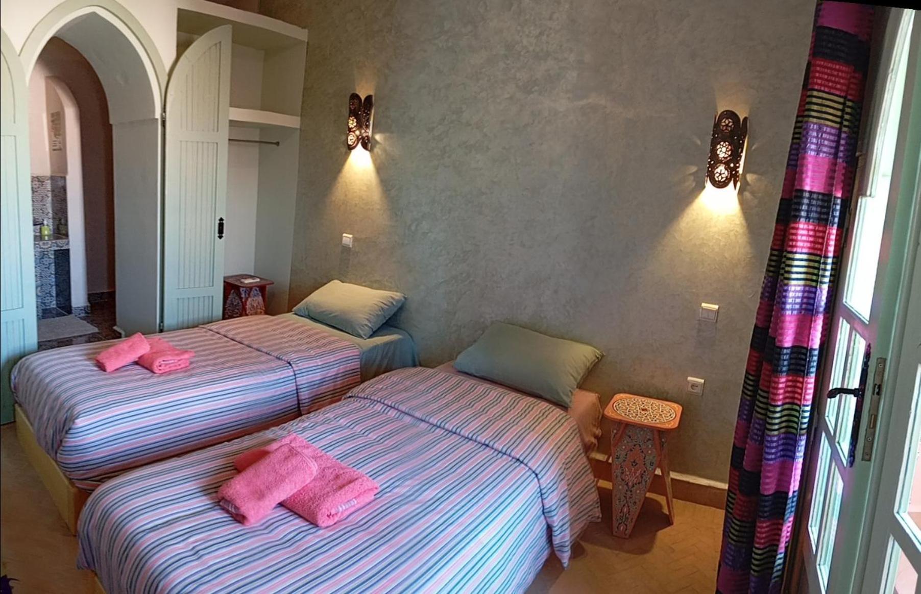 Riad Tania Mozaik Taroudant Bagian luar foto