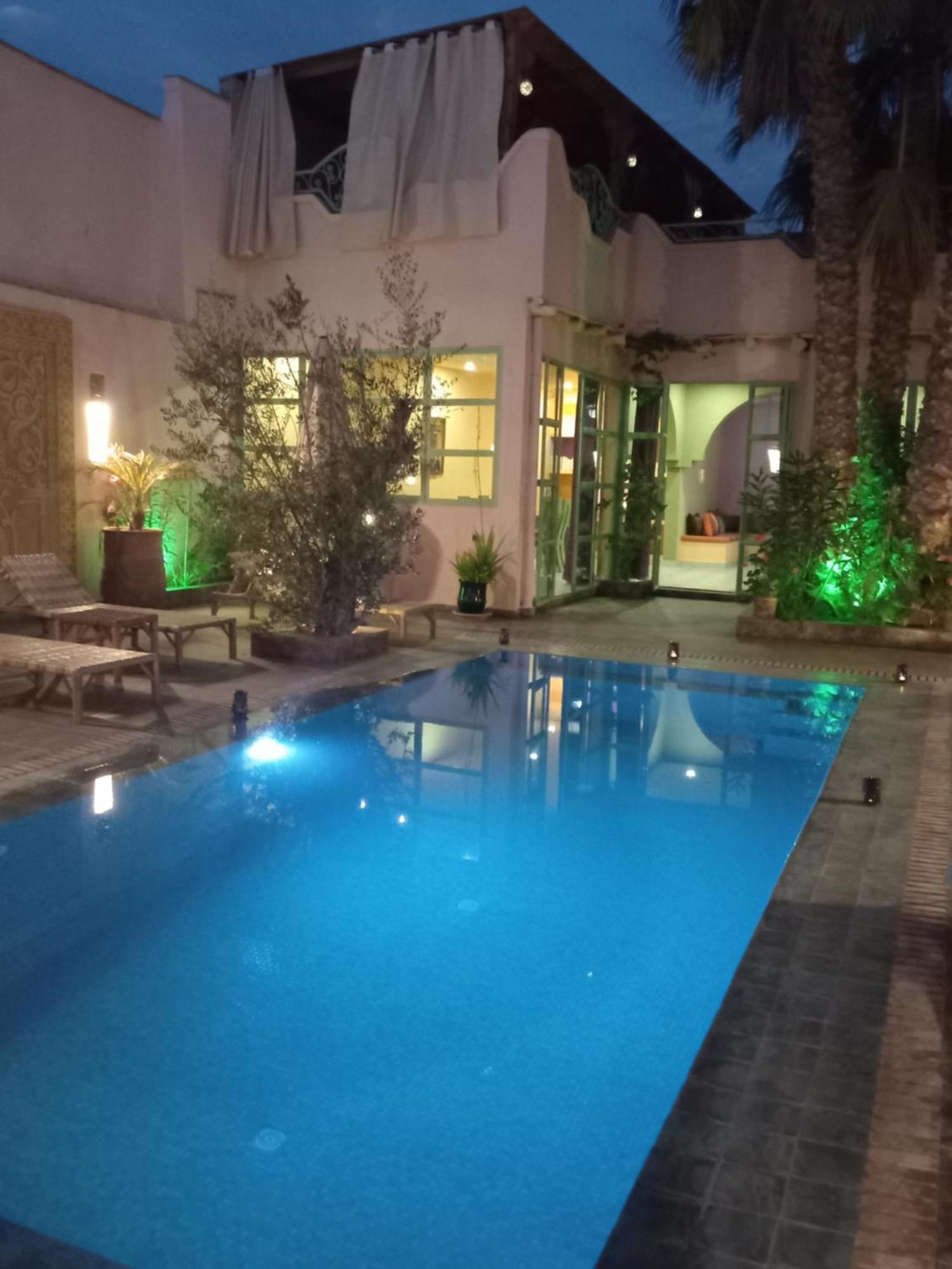 Riad Tania Mozaik Taroudant Bagian luar foto